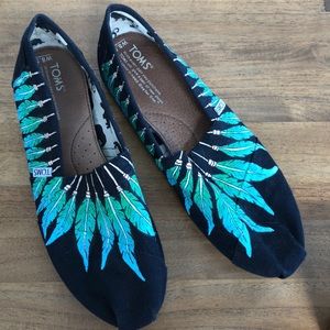 Hand painted TOMS